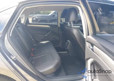 2020 Volkswagen Passat 2.0T Se из США, поврежденный, VIN 1VWSA7A31LC015873